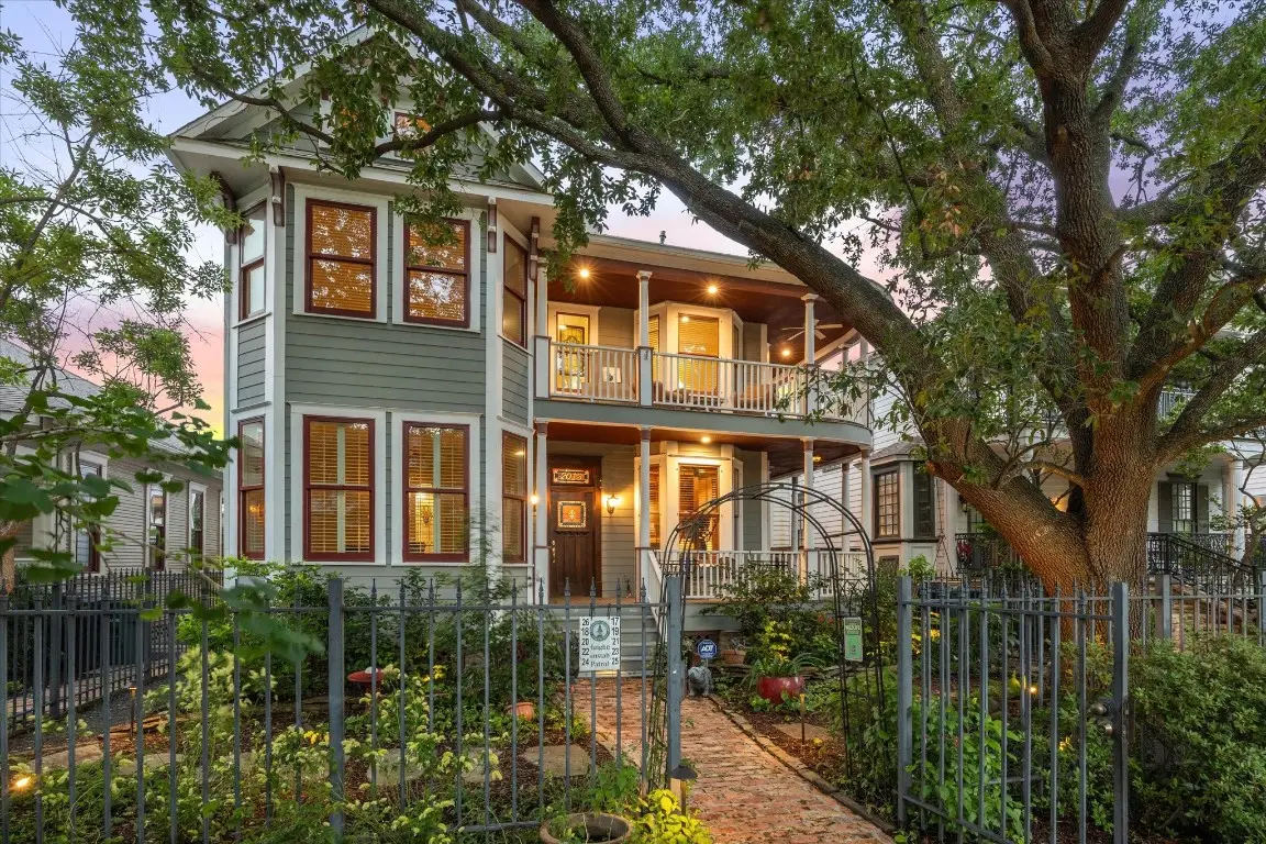 2018 Columbia Street, Houston, TX 77008 - #1