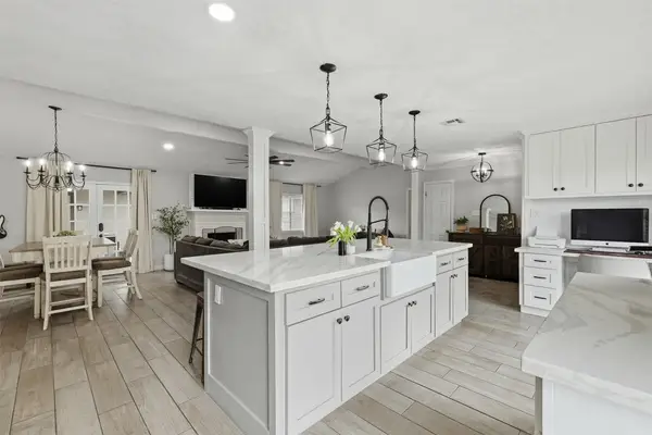 13903 Wadebridge Way, Houston, TX 77015