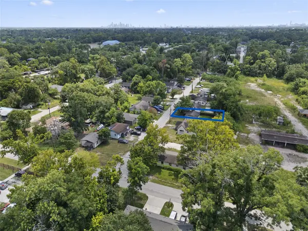 7335 Parkes Street, Houston, TX 77088