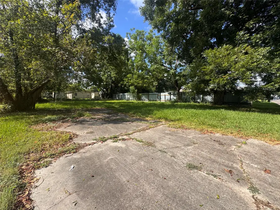 1504 E 33rd Street, Houston, TX 77022 - #2