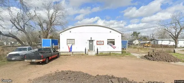 303 N Mantz Street, Victoria, TX 77901