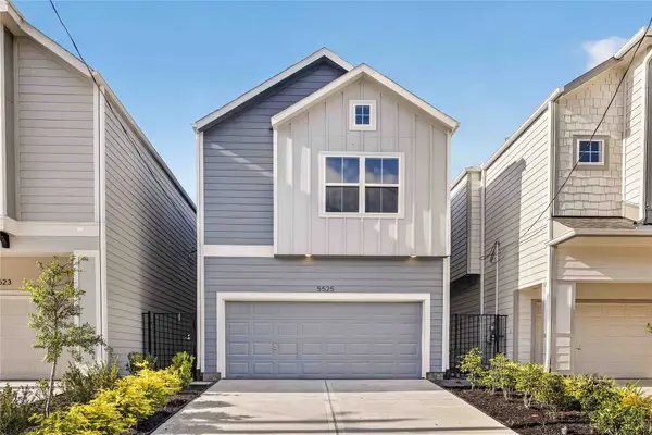 5525 Katy Freeway, Houston, TX 77007
