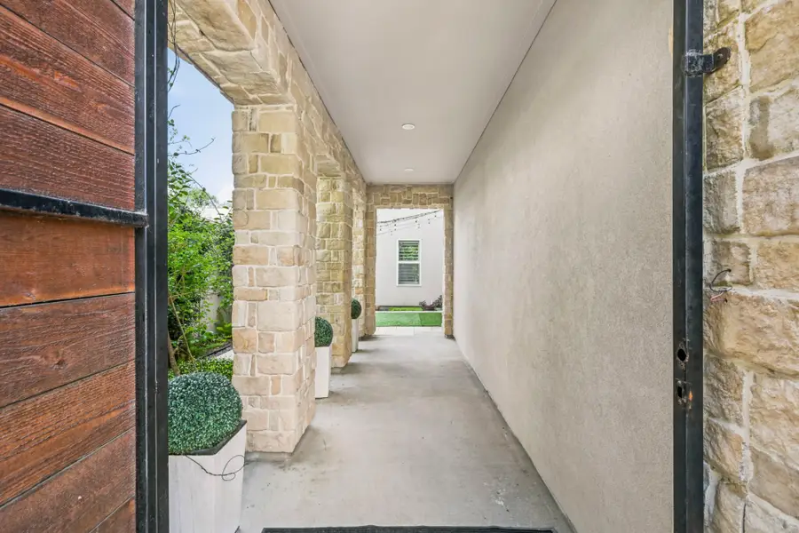 158 Vieux Carre Drive, Houston, TX 77009 - #3