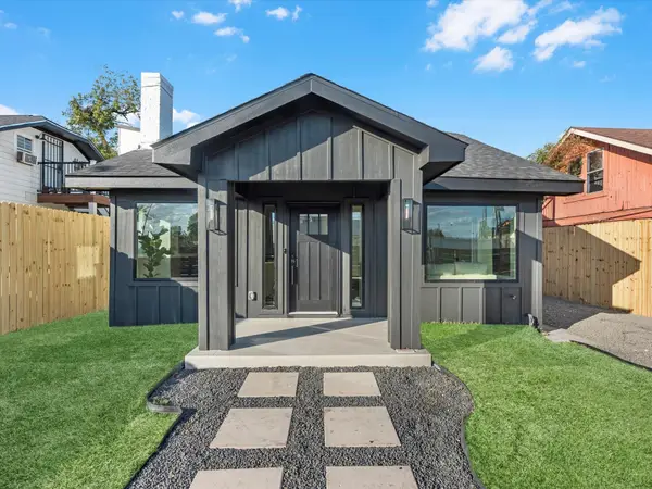 508 Dell Court, Houston, TX 77009