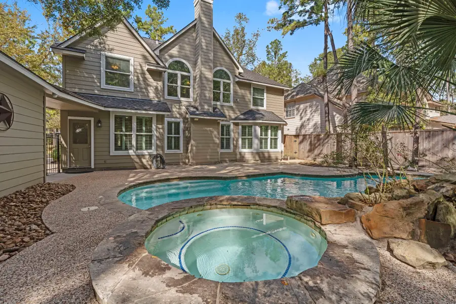 35 S Concord Forest Circle, The Woodlands, TX 77381 - Image #2