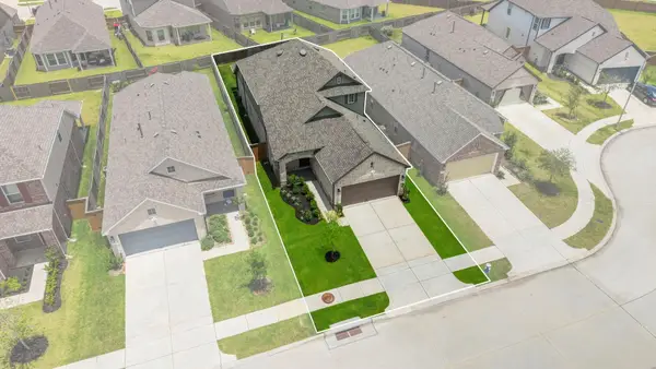 21622 Wave Hollow Drive, Cypress, TX 77433