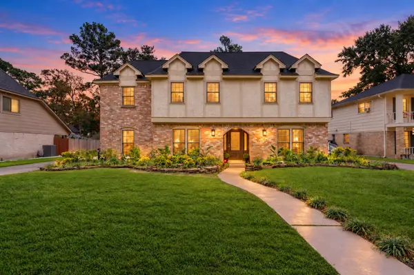 3211 Candleknoll Drive, Spring, TX 77388
