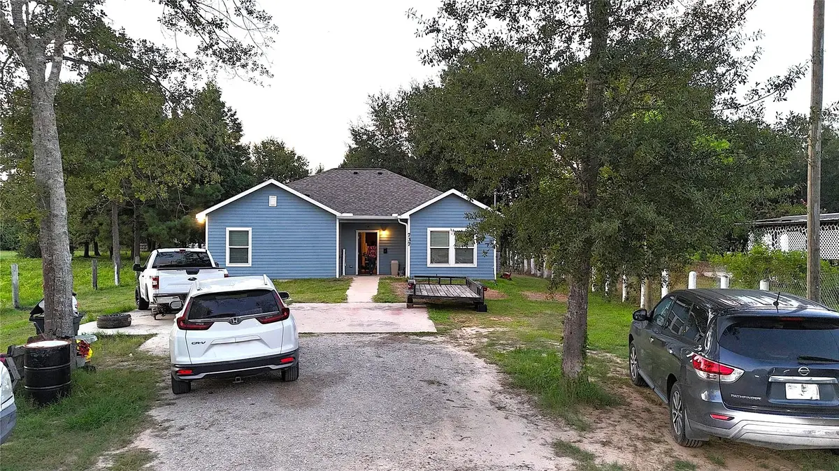 737 County Road 3406, Cleveland, TX 77327 - #1