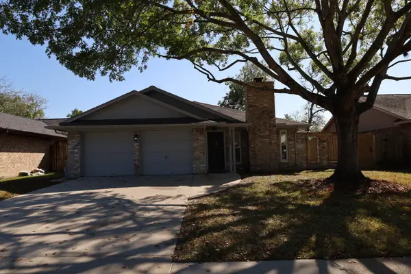 4311 Townes Forest Road, Friendswood, TX 77546