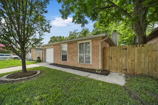 7818 Winehill Lane, Houston, TX 77040