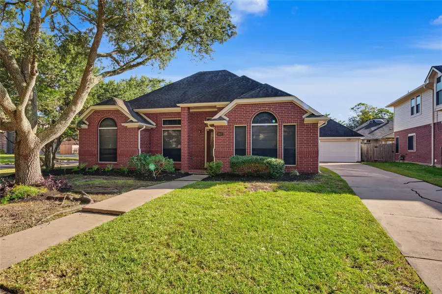102 Crimson Bay Drive, League City, TX 77573 - #2