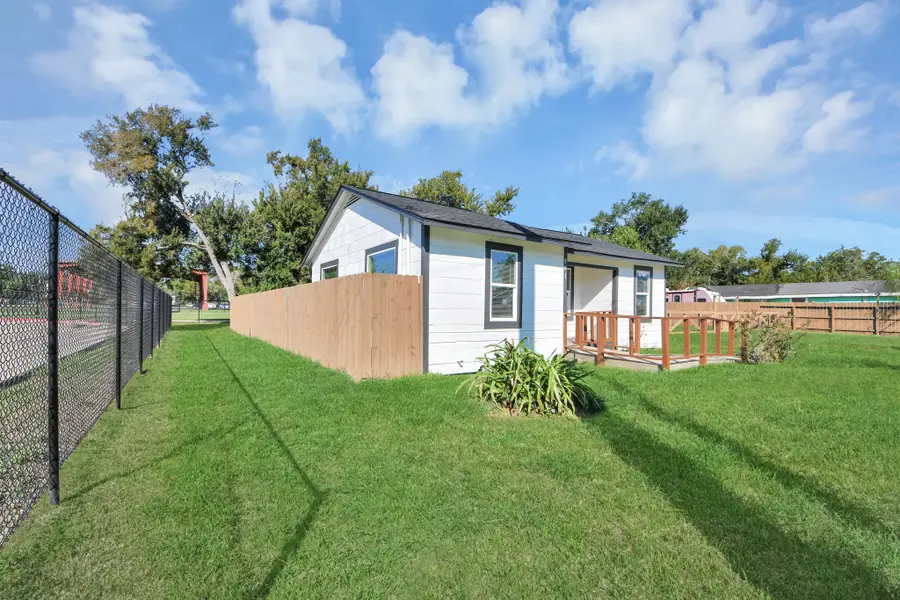 801 Mabel Street, Richmond, TX 77469 - #3