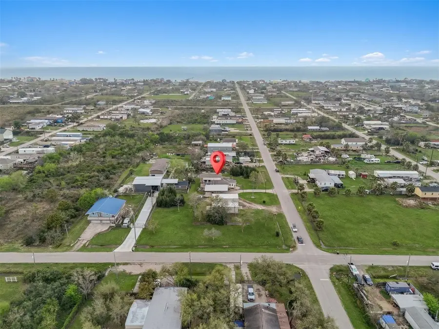 542 16th Street, Dickinson, TX 77539 - #3