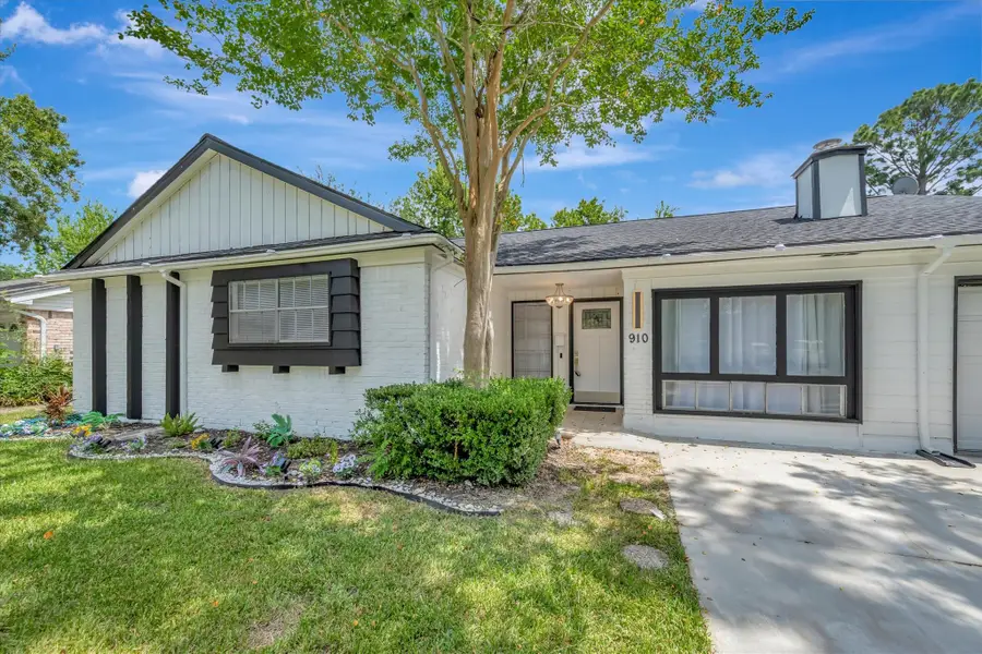 910 Beachcomber Lane, Houston, TX 77062 - #2