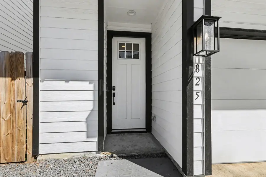 825 Woodcrest Drive, Houston, TX 77018 - #2