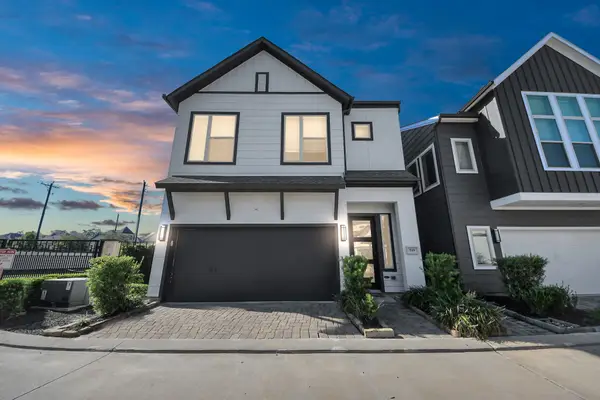 949 Lilly Flower Lane, Houston, TX 77091