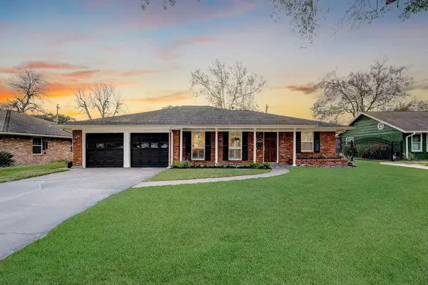 4606 Briarbend Drive, Houston, TX 77035