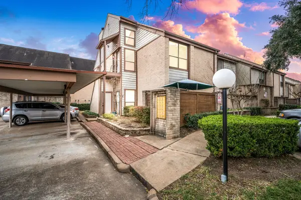 8359 Sands Point #218, Houston, TX 77036