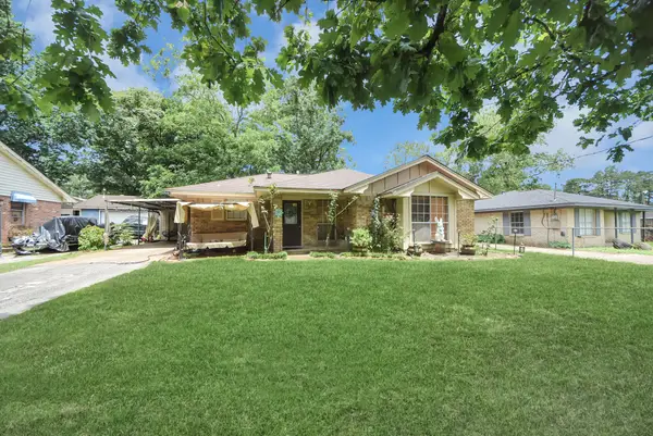 24267 W Oak Drive, Porter, TX 77365