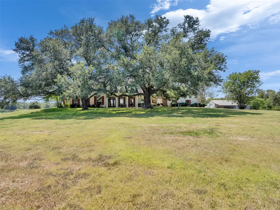 9265 Wren Lane, Bellville, TX 77418 - Image #2