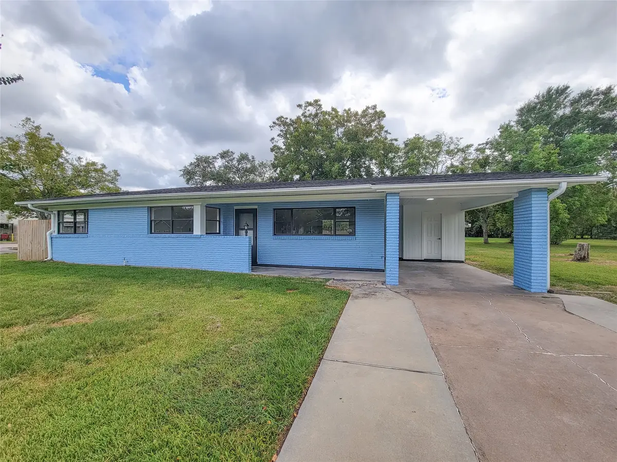 2605 W Dumble Street, Alvin, TX 77511 - #1