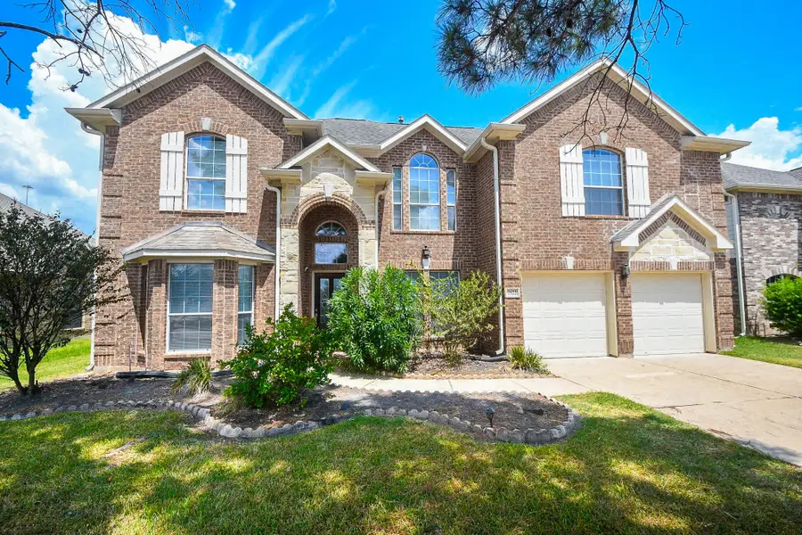 7522 Eastwood Lake Ln, Richmond, TX 77407 - #2