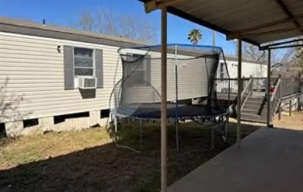 701 Jay, Cotulla, TX 78014