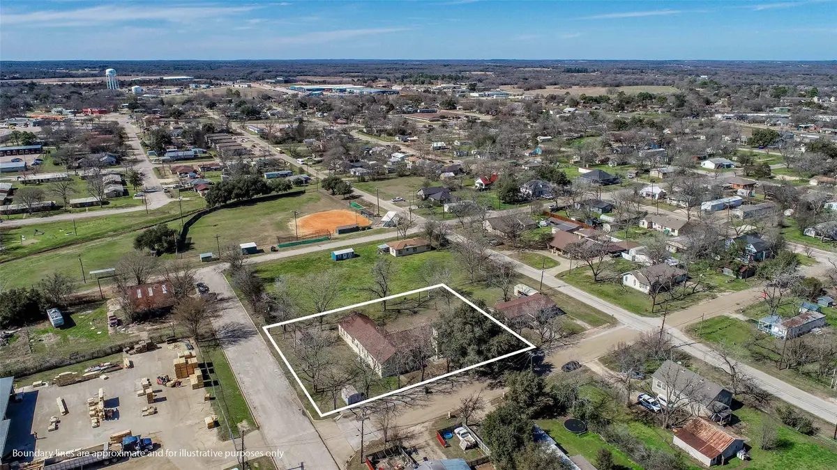 1502 W 9th Street, Caldwell, TX 77836 - Image #1