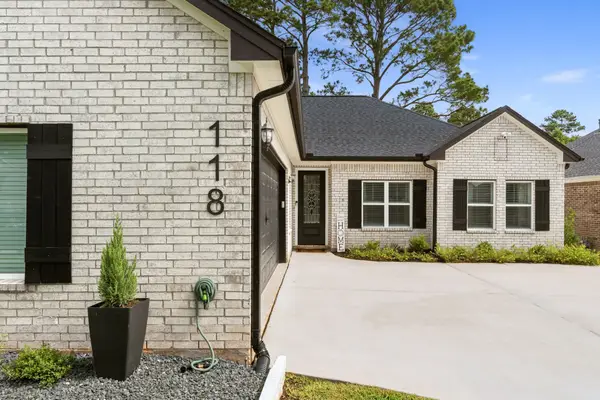 118 Wick Willow Road, Montgomery, TX 77356