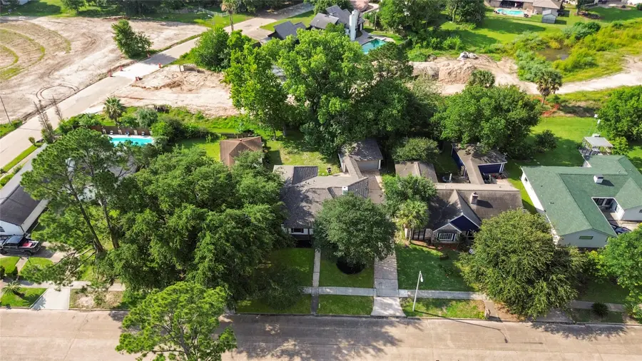6011 Green Falls Drive, Houston, TX 77088 - #3