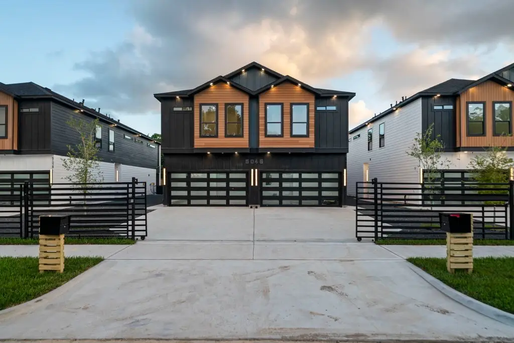 5046 Pershing Street #A-B, Houston, TX 77033 - #1