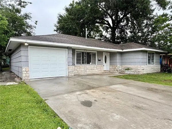 702 Loper Street, Houston, TX 77017