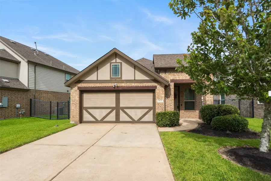 2621 Bernadino Drive, La Marque, TX 77568 - #2