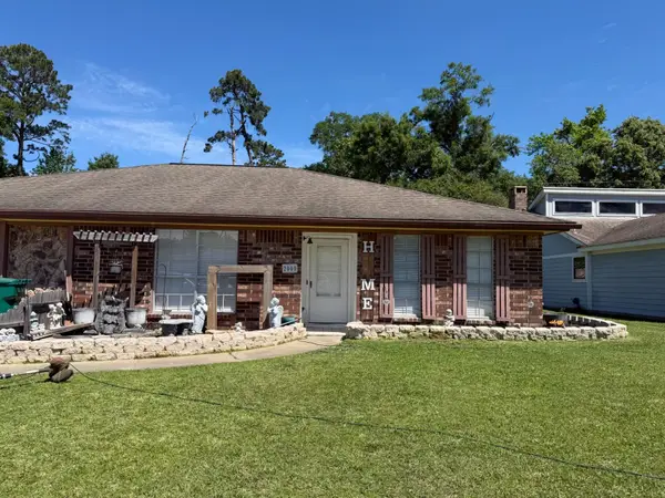 2000 Silver Oaks Drive, Orange, TX 77632