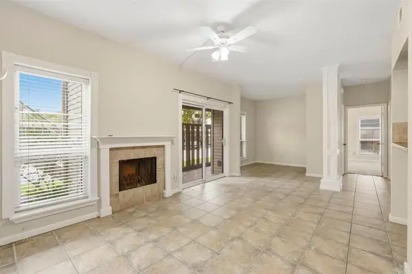 2025 Augusta Drive #605, Houston, TX 77057