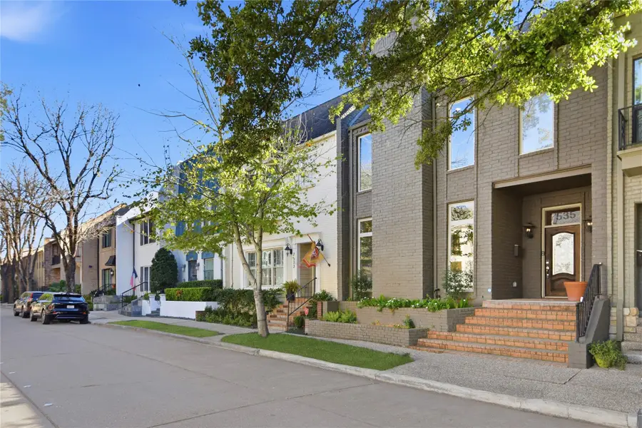 7535 Olympia Drive, Houston, TX 77063 - Image #2