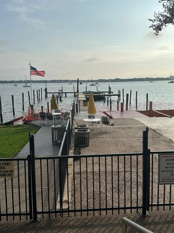 3535 Nasa Rd 1 Parkway #52, Seabrook, TX 77586