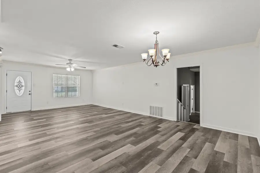 1132 18th Avenue N, Texas City, TX 77590 - #3