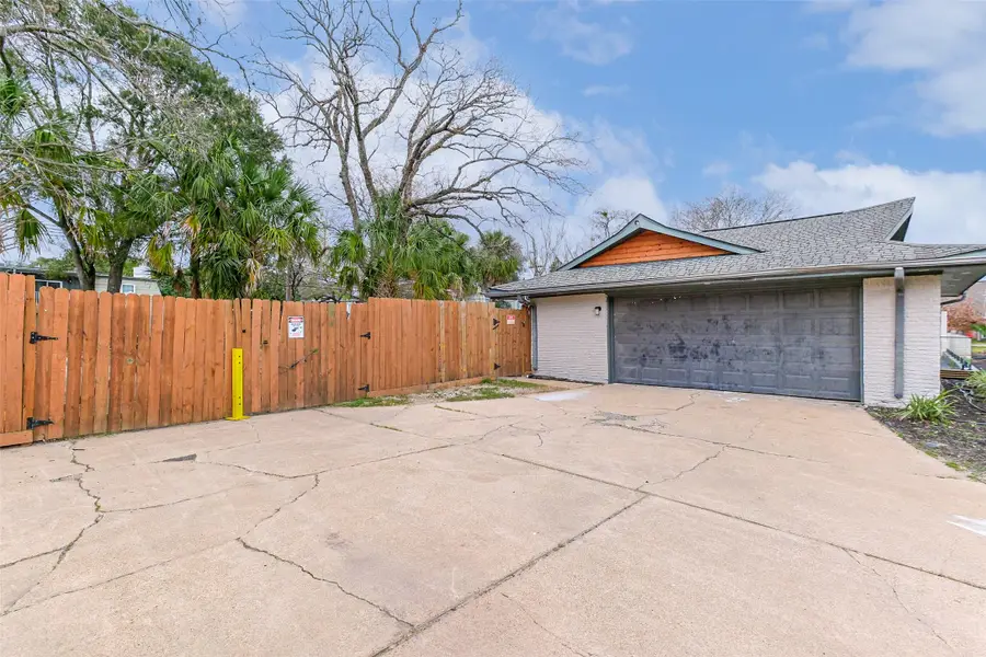 7810 Nairn Street, Houston, TX 77074 - Image #3