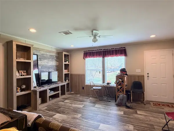 13700 Burnett Road, Beasley, TX 77417
