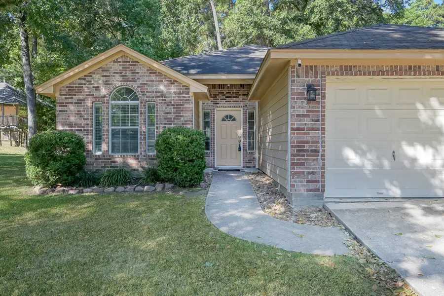 121 Clear Water Street W, Montgomery, TX 77356 - Image #3