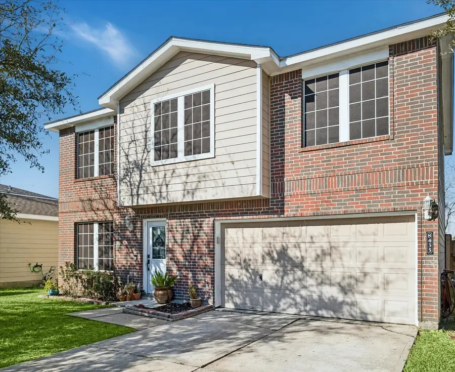 8435 Broadleaf Avenue, Baytown, TX 77521 - #2