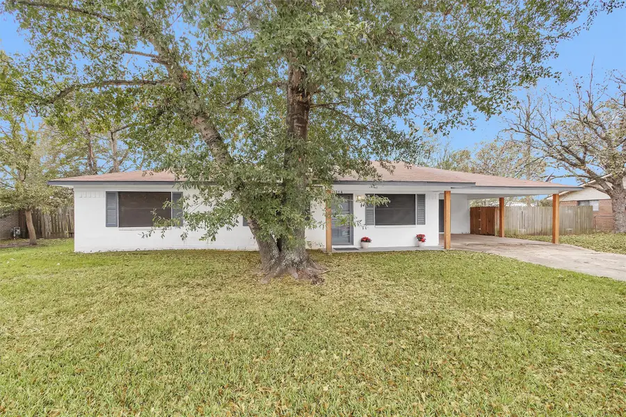1314 Hooks Street, Crockett, TX 75835 - Image #3
