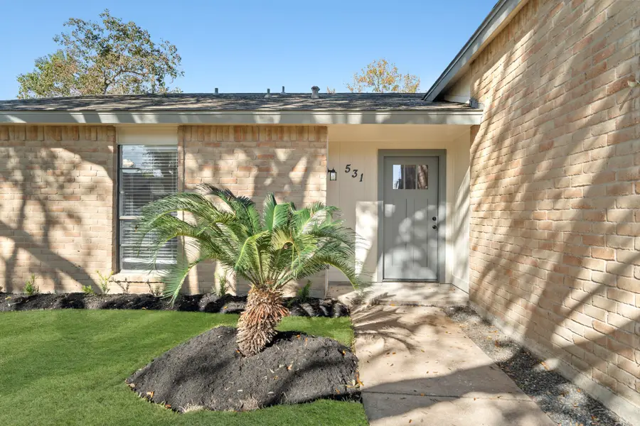 531 Tara Plantation Drive, Richmond, TX 77469 - Image #3