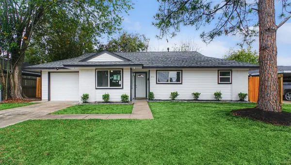 3513 Tanglebriar Drive, Pasadena, TX 77503