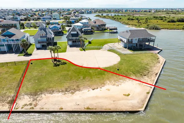 23022 Chiquita Street, Galveston, TX 77554