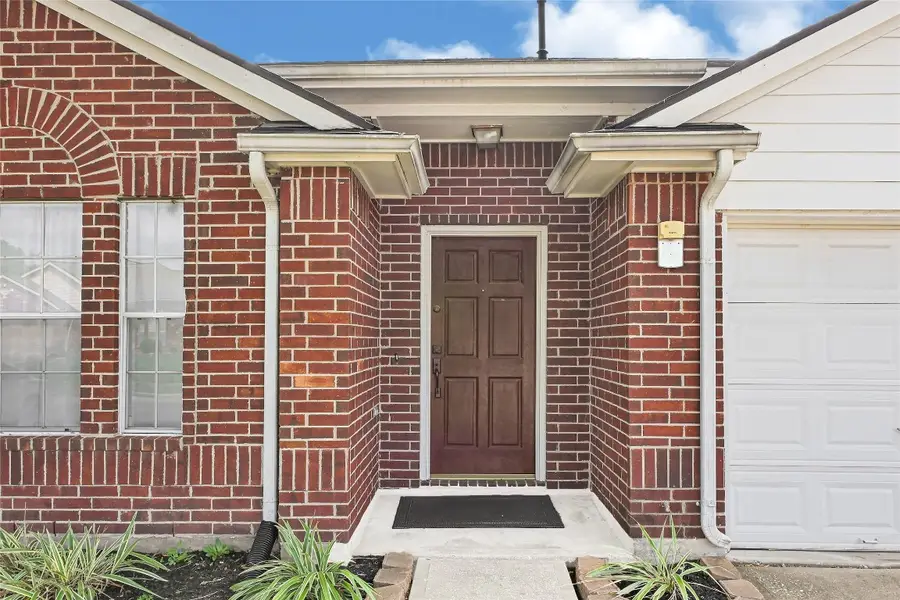 5007 Ridgeway Drive, Pasadena, TX 77504 - #2