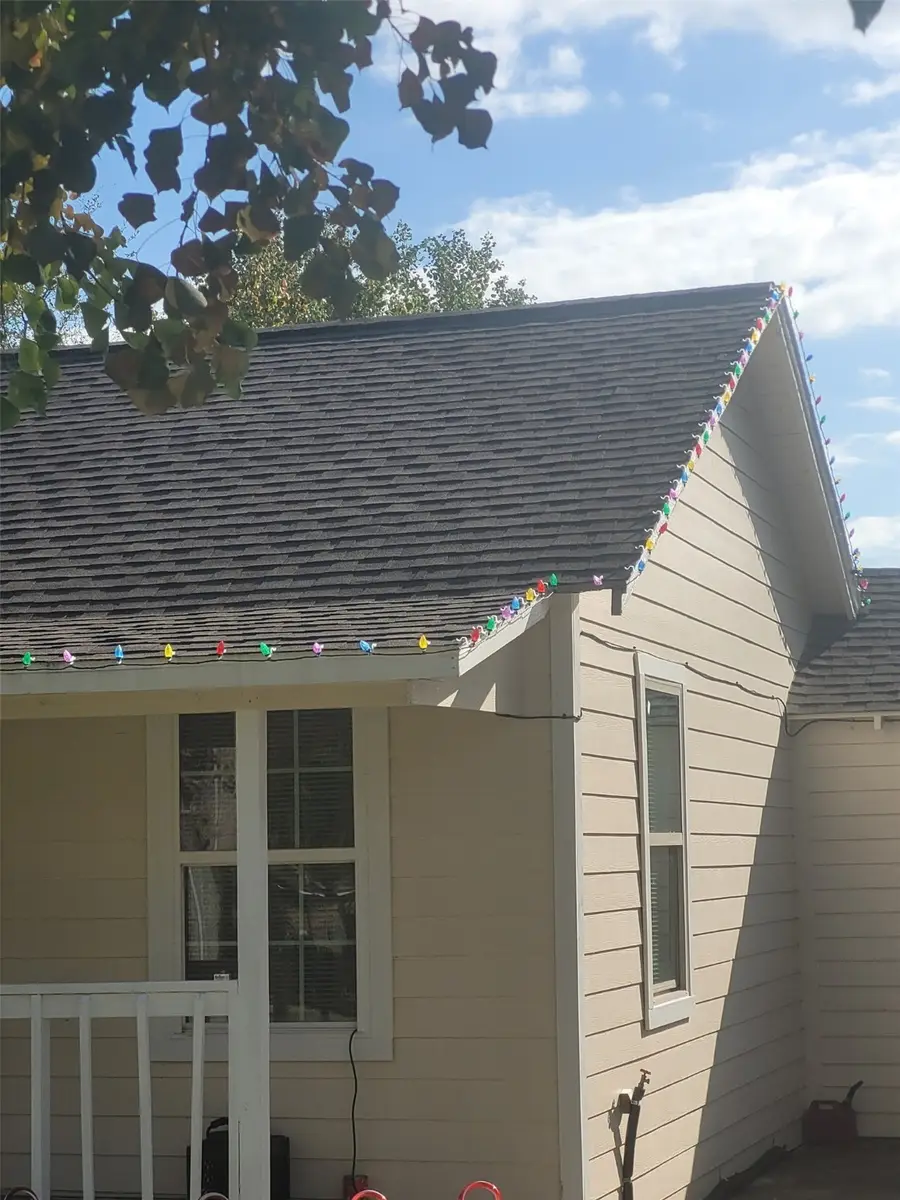 2415 4th Avenue N, Texas City, TX 77590 - Image #2