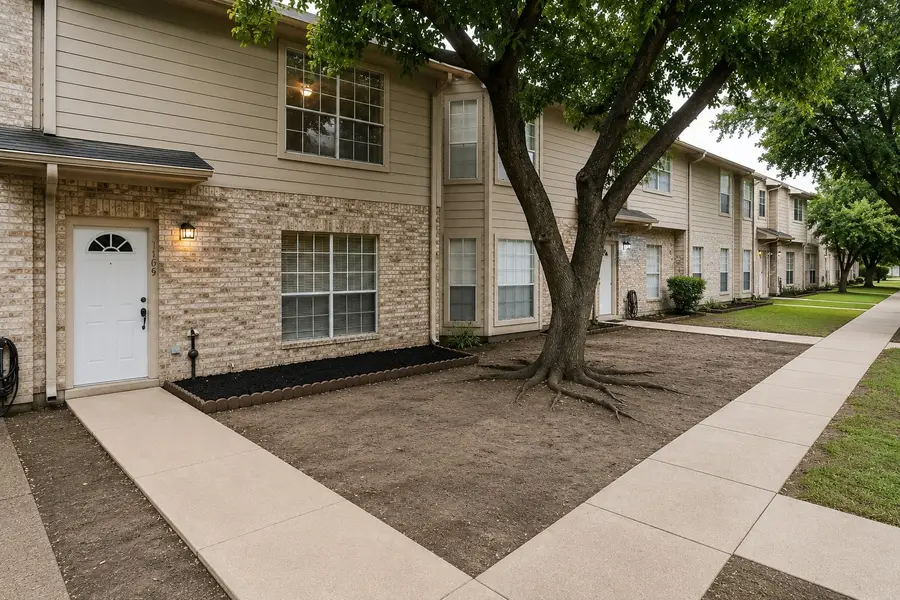 1069 Birnham Woods Boulevard, Pasadena, TX 77503 - #2