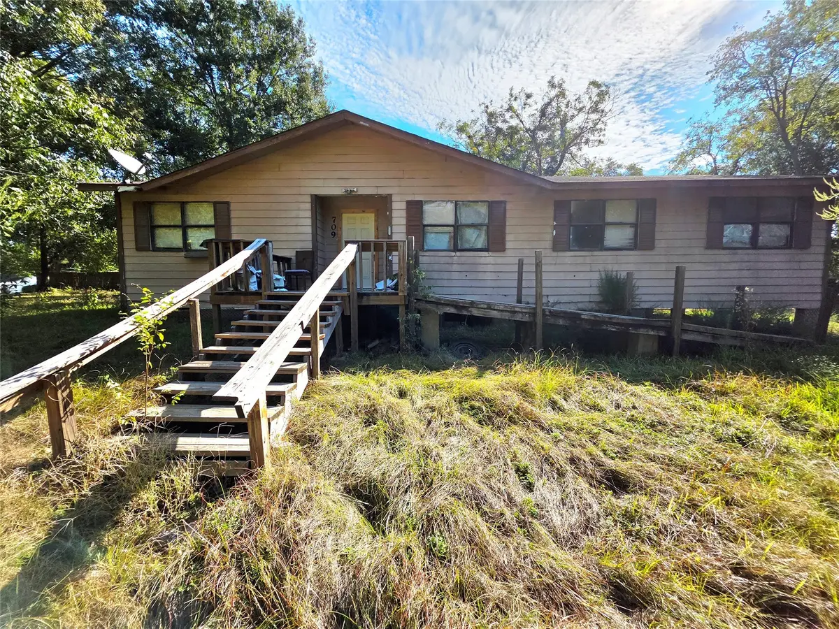 709 Avenue G, Huntsville, TX 77320 - Image #1